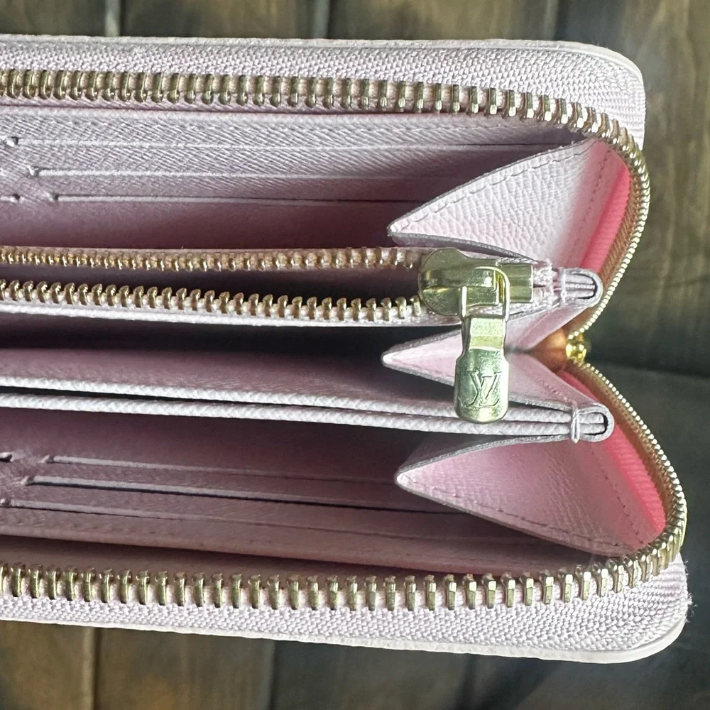 TRADED❤️LE Louis Vuitton By the Pool Zippy wallet ombré card hold giant mono - Picture 11 of 13